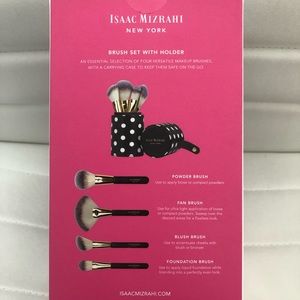 Isaac Mizrahi Makeup brush set